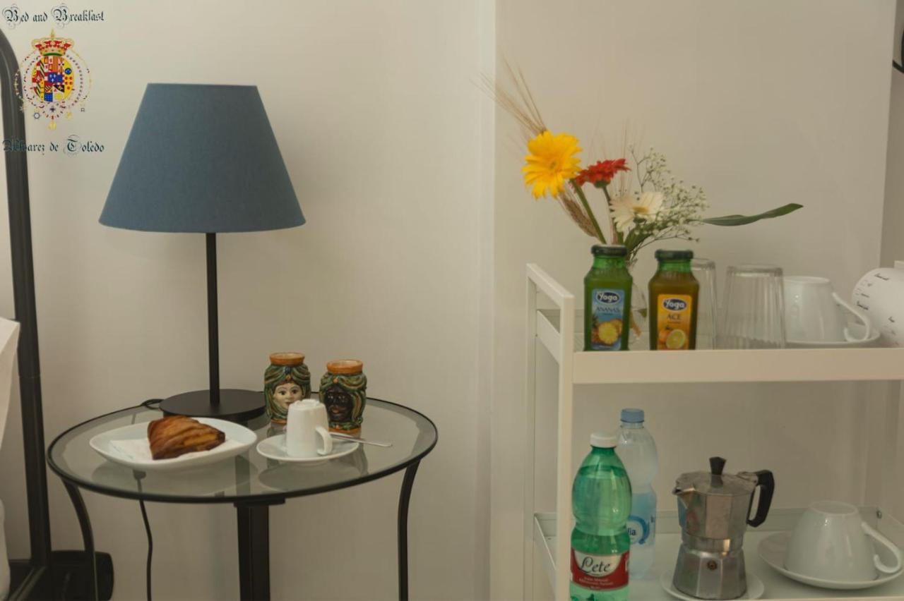 Alvarez De Toledo Bed and Breakfast Napoli Eksteriør billede