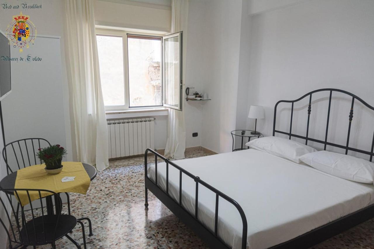 Alvarez De Toledo Bed and Breakfast Napoli Eksteriør billede
