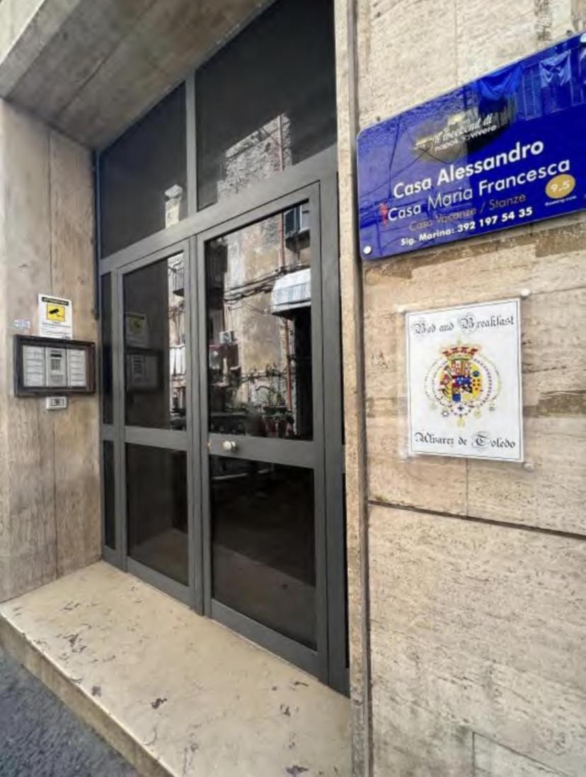Alvarez De Toledo Bed and Breakfast Napoli Eksteriør billede